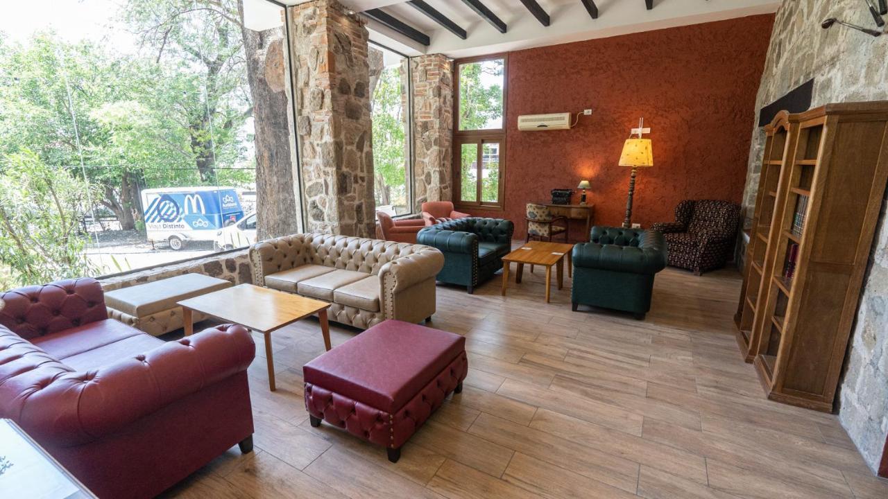 Los Espinillos Hotel Y Spa Villa Carlos Paz Exteriör bild